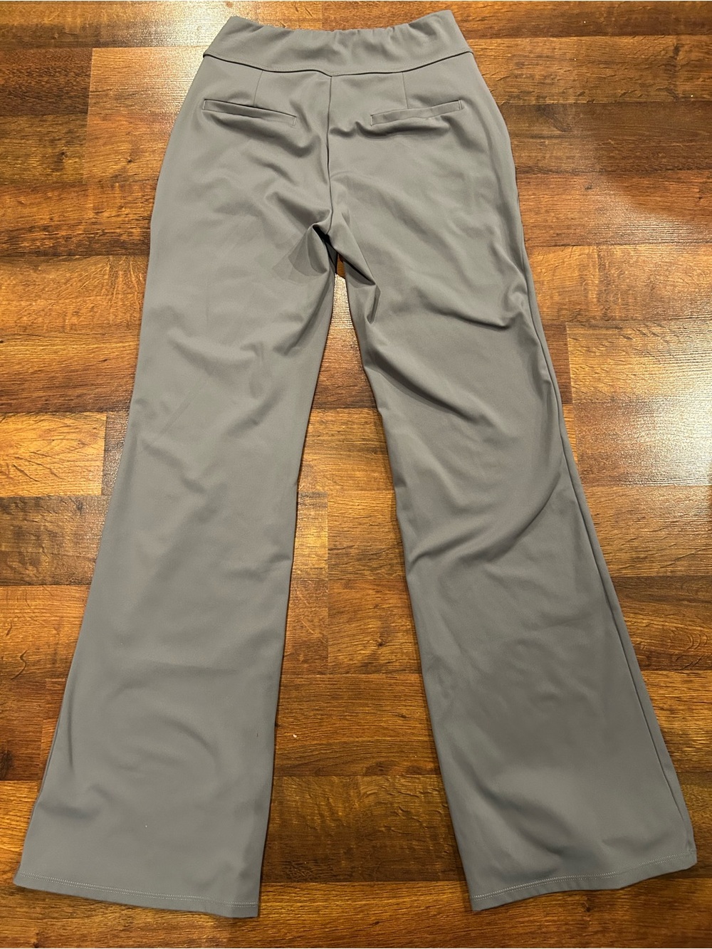 Halara High Waisted Flare Leg Yoga Pants with Pockets Gray Small Tall - Picture 6 of 6
